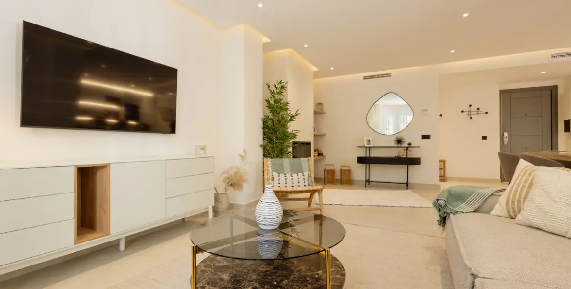 Alquiler a corto plazo de apartamento en planta baja en Nueva Andalucía 14