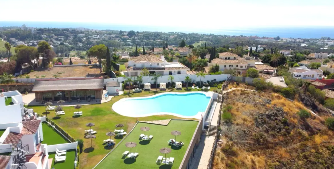 Alquiler a largo plazo de apartamento en planta baja en El Paraiso 14