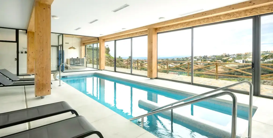 Alquiler a largo plazo de apartamento en planta baja en El Paraiso 17