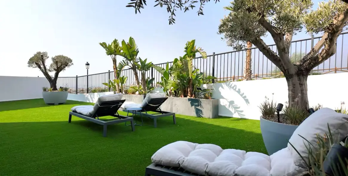 Alquiler a largo plazo de apartamento en planta baja en El Paraiso 18