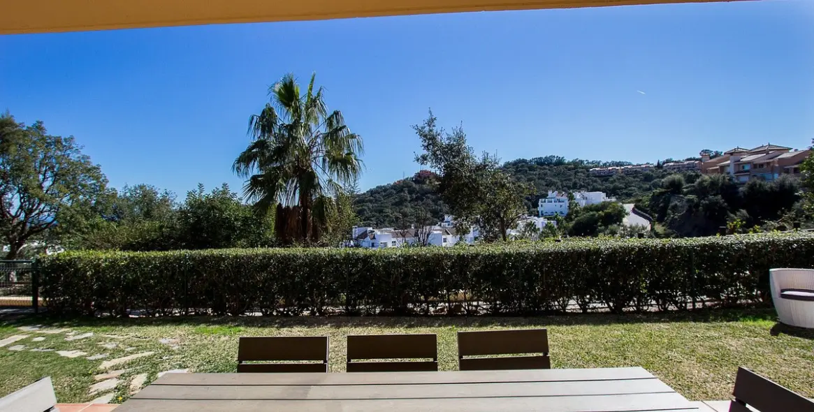 Sale of ground floor apartment in La Mairena 4