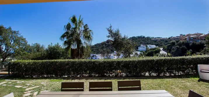 Sale of ground floor apartment in La Mairena 3