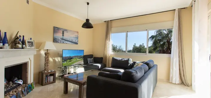 Sale of ground floor apartment in La Mairena 4