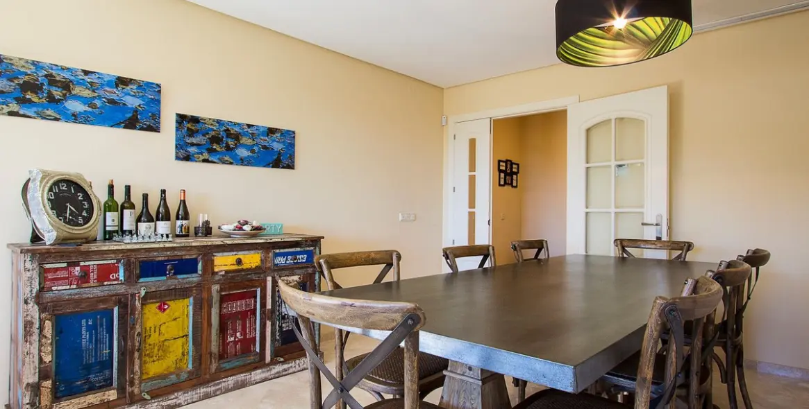 Sale of ground floor apartment in La Mairena 9