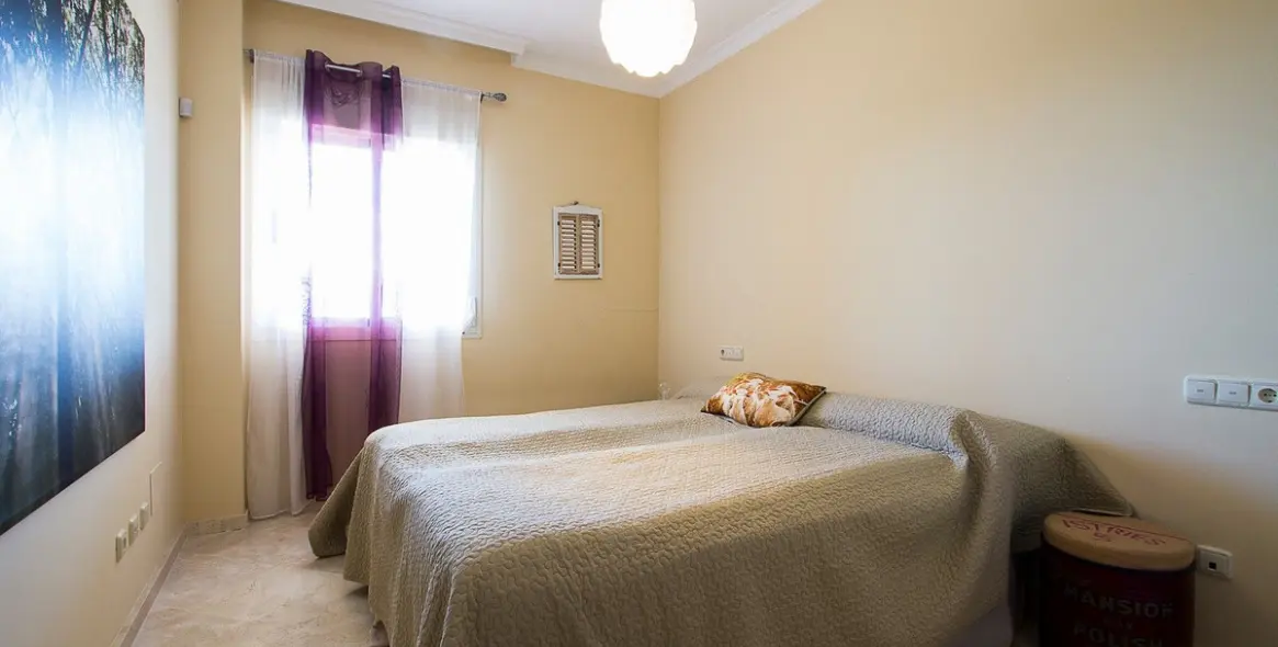 Sale of ground floor apartment in La Mairena 19