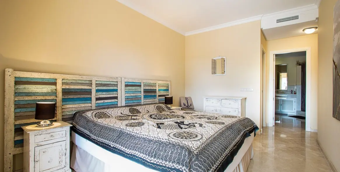 Продажа апартаментов на первом этаже в La Mairena 30