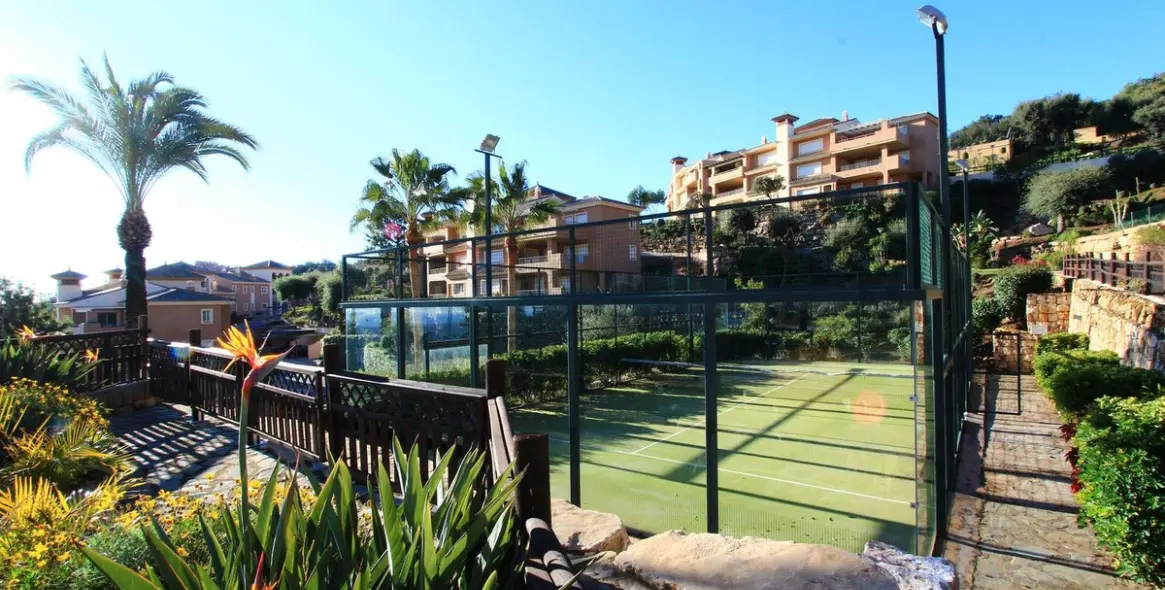 Продажа апартаментов на первом этаже в La Mairena 43