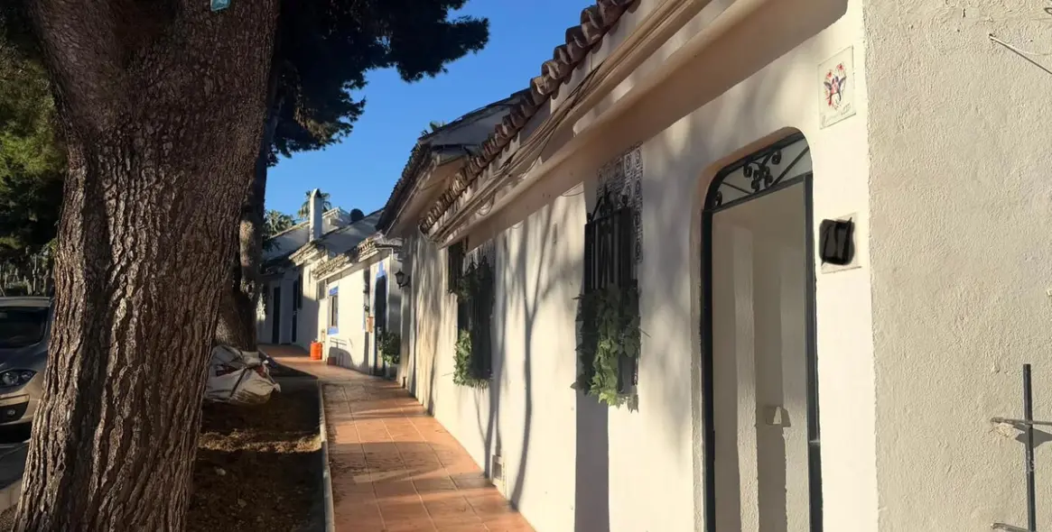 Venta de adosado en Nueva Andalucía 1