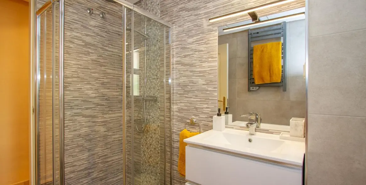 Venta de ático en La Mairena 9