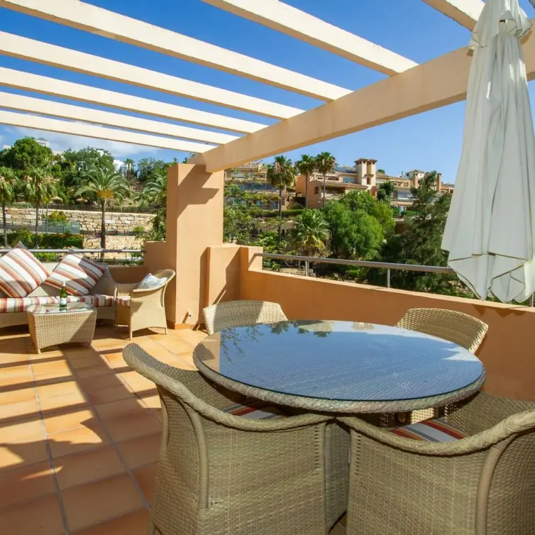 Sale of penthouse in La Mairena
