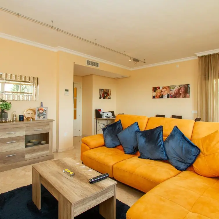Sale of penthouse in La Mairena