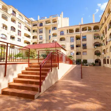 Venta de apartamento en planta media en Arroyo de la Miel