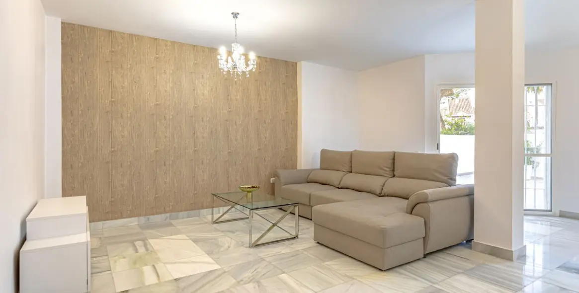 Venta de adosado en Nueva Andalucía 6