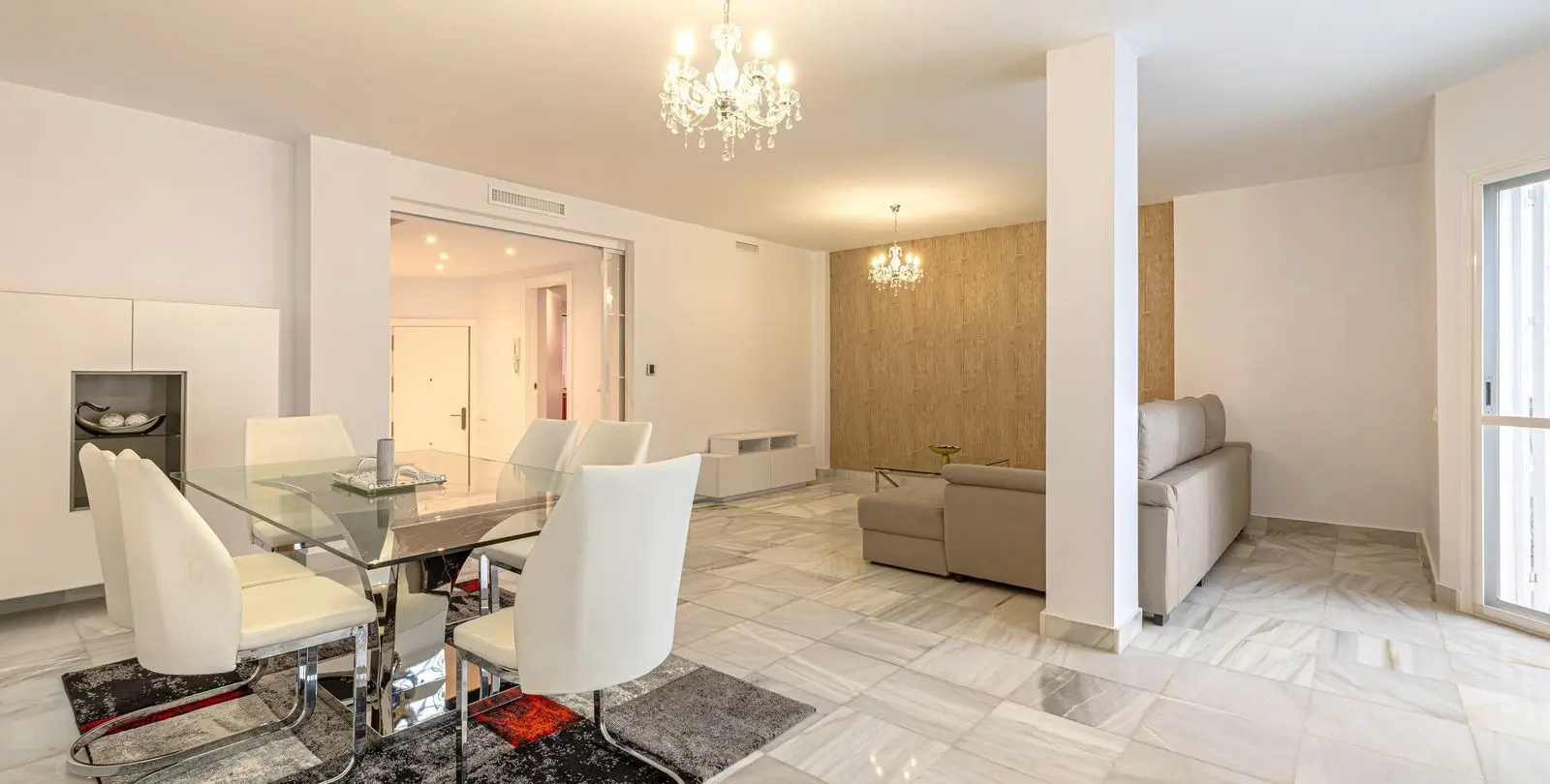 Sale of townhouse in Nueva Andalucía 10