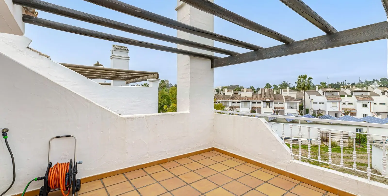 Sale of townhouse in Nueva Andalucía 17