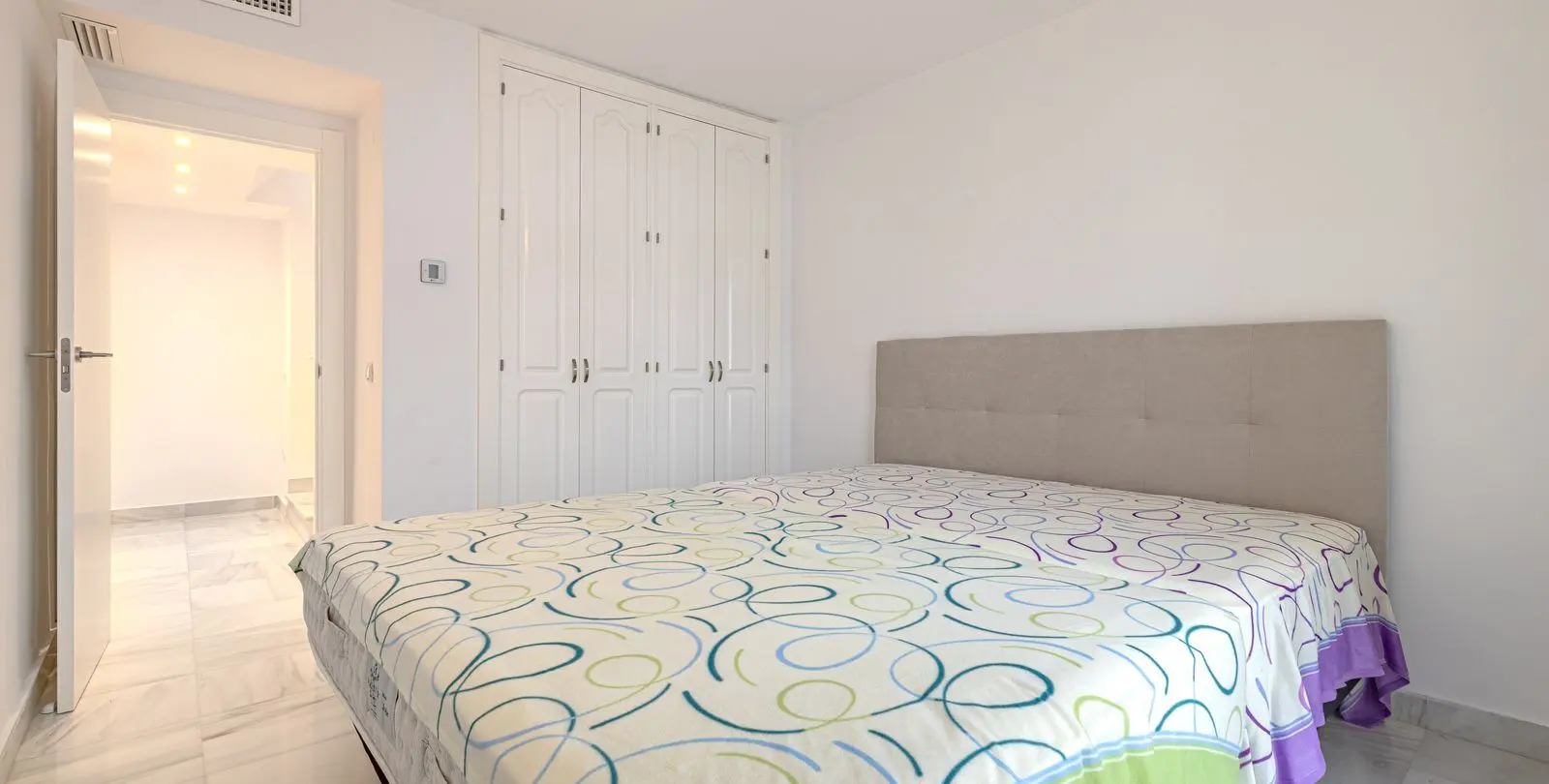 Sale of townhouse in Nueva Andalucía 19