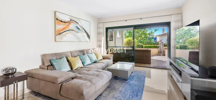 Venta de apartamento en planta baja en Los Arqueros 4