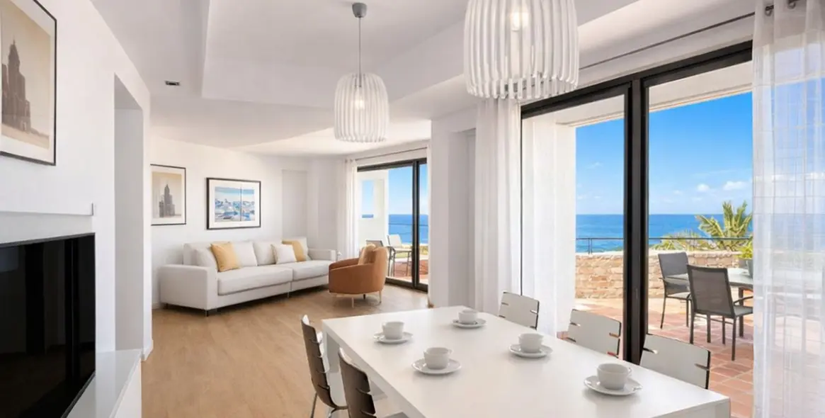 Venta de apartamento en planta baja en Casares Playa 3