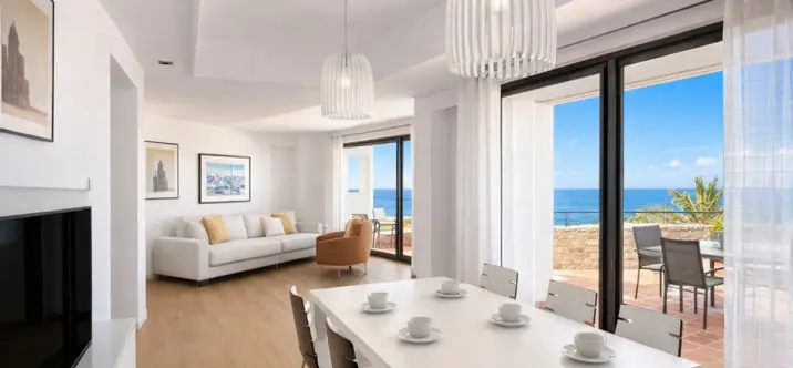 Venta de apartamento en planta baja en Casares Playa 2