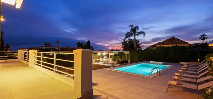 Venta de villa independiente en Marbella 1