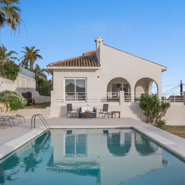 Venta de villa independiente en Marbella