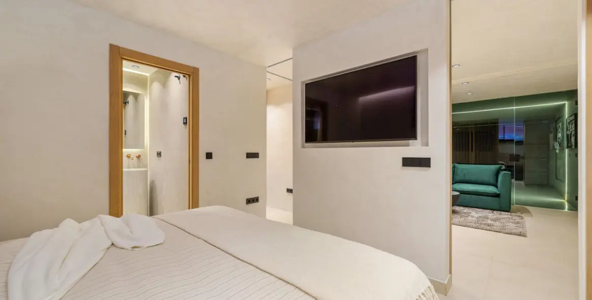 Venta de adosado en The Golden Mile 16