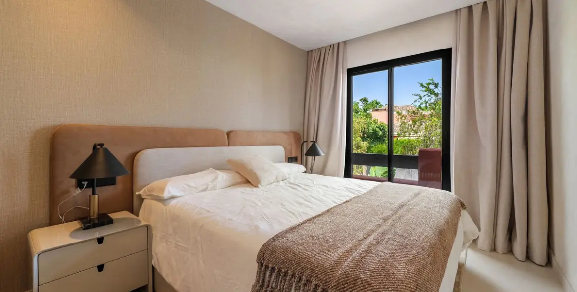 Venta de adosado en The Golden Mile 17