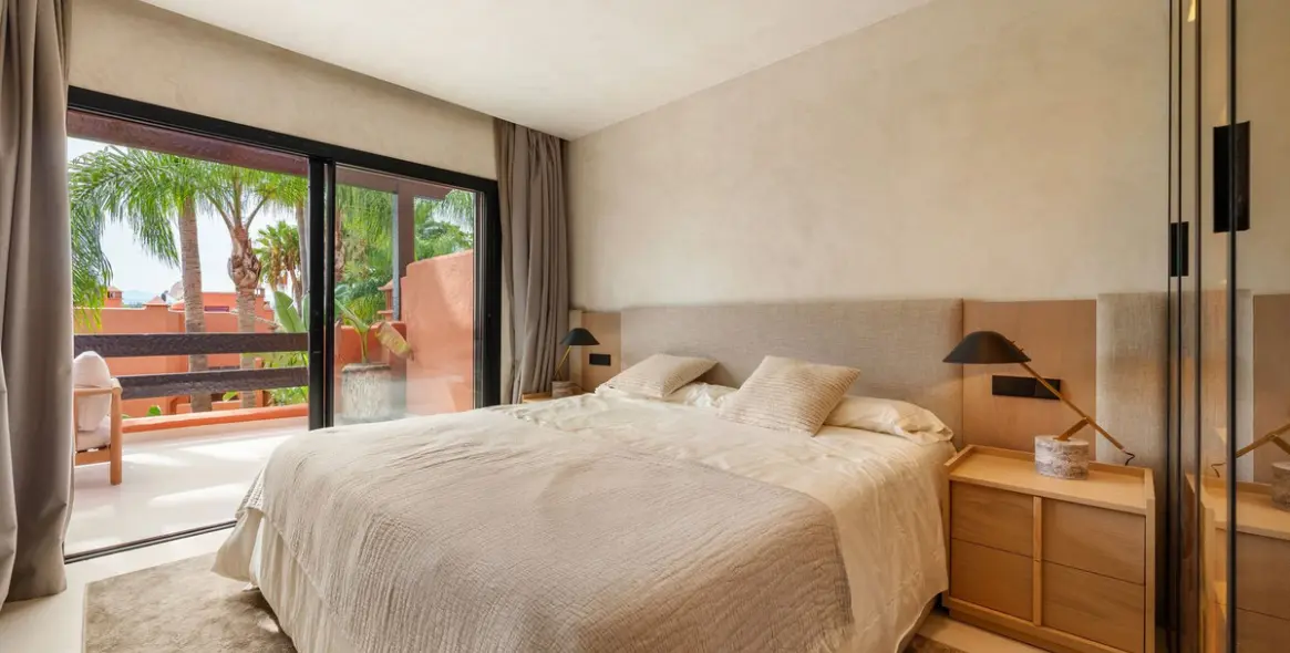 Venta de adosado en The Golden Mile 18