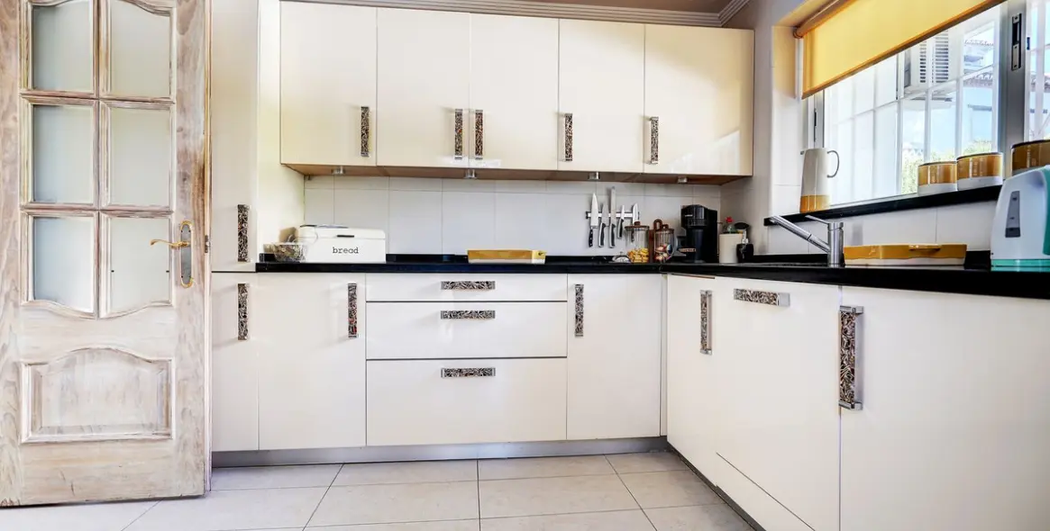 Venta de villa independiente en Calahonda 14