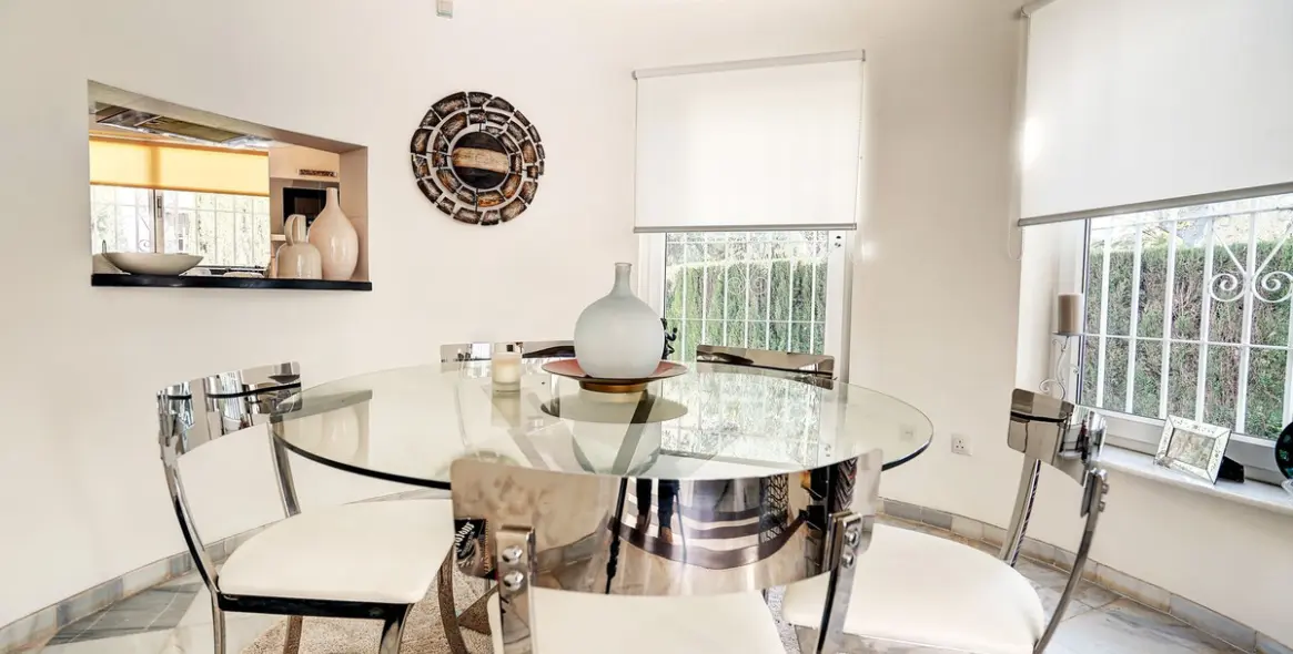 Venta de villa independiente en Calahonda 17