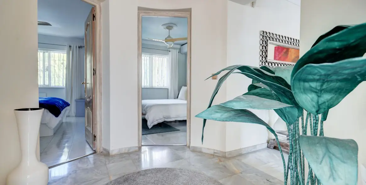 Venta de villa independiente en Calahonda 18