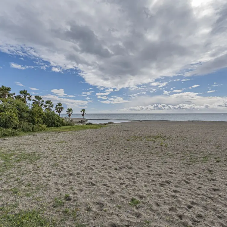 Sale of residential plot in Costalita
