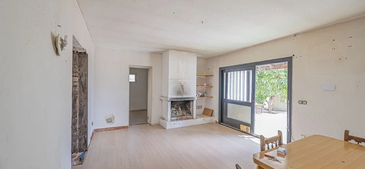 Sale of residential plot in Costalita 3