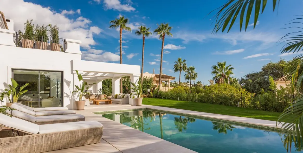 Краткосрочная аренда  отдельно стоящей виллы в Nueva Andalucía 31