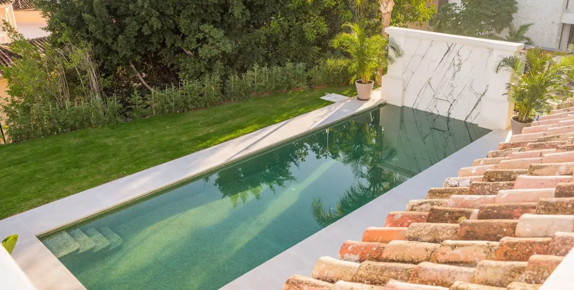 Краткосрочная аренда  отдельно стоящей виллы в Nueva Andalucía 51