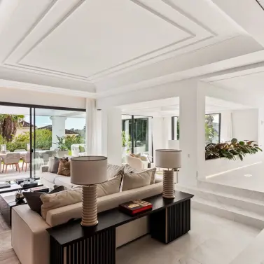 Short-term rent of detached villa in Nueva Andalucía