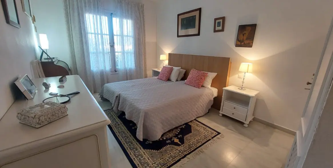 Venta de apartamento en planta baja en El Presidente 10
