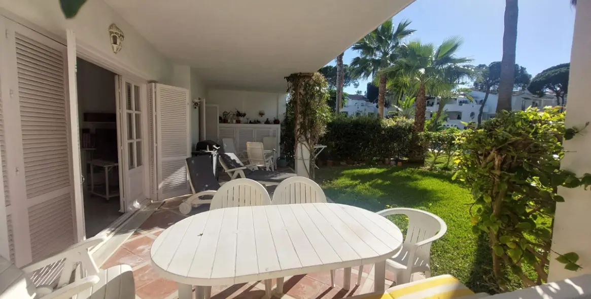 Venta de apartamento en planta baja en El Presidente 12