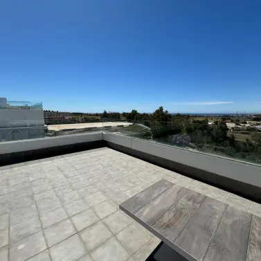 Long-term rent of penthouse in Nueva Andalucía