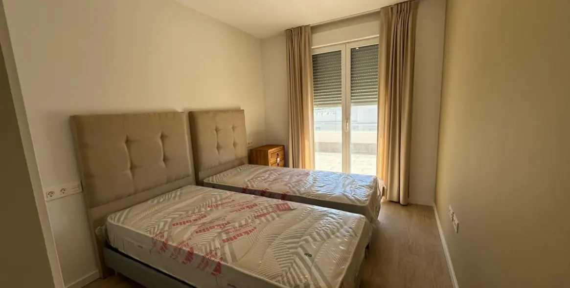 Long-term rent of penthouse in Nueva Andalucía 11