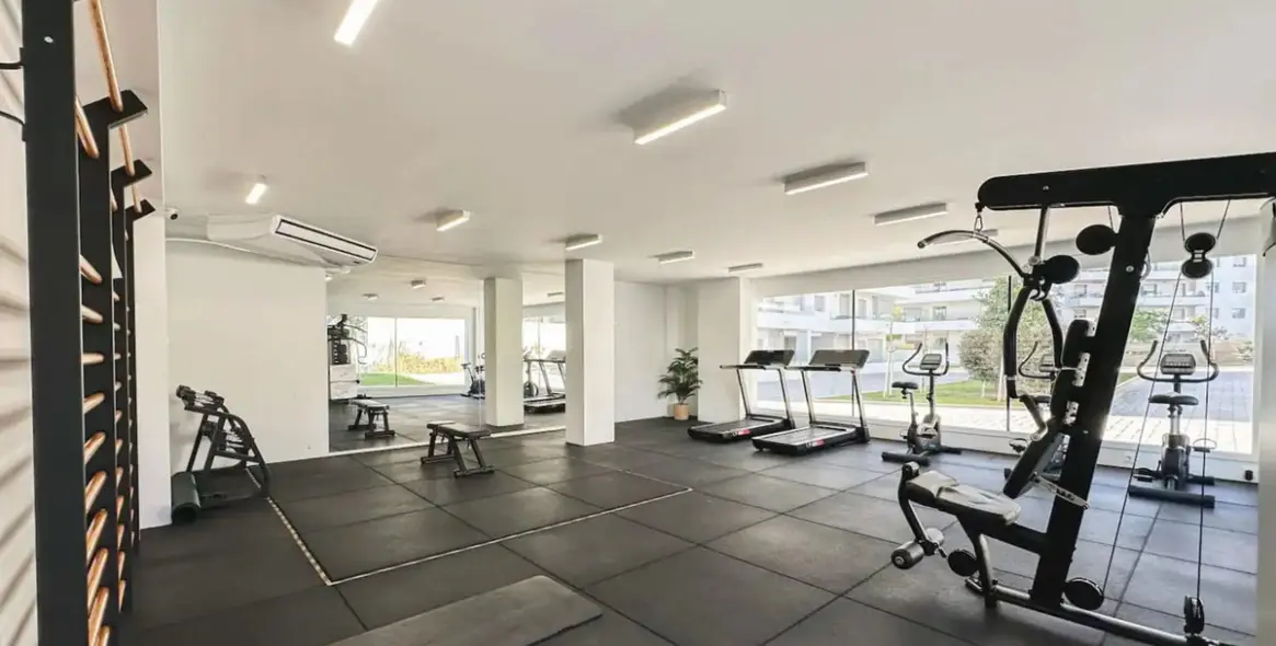 Long-term rent of penthouse in Nueva Andalucía 17