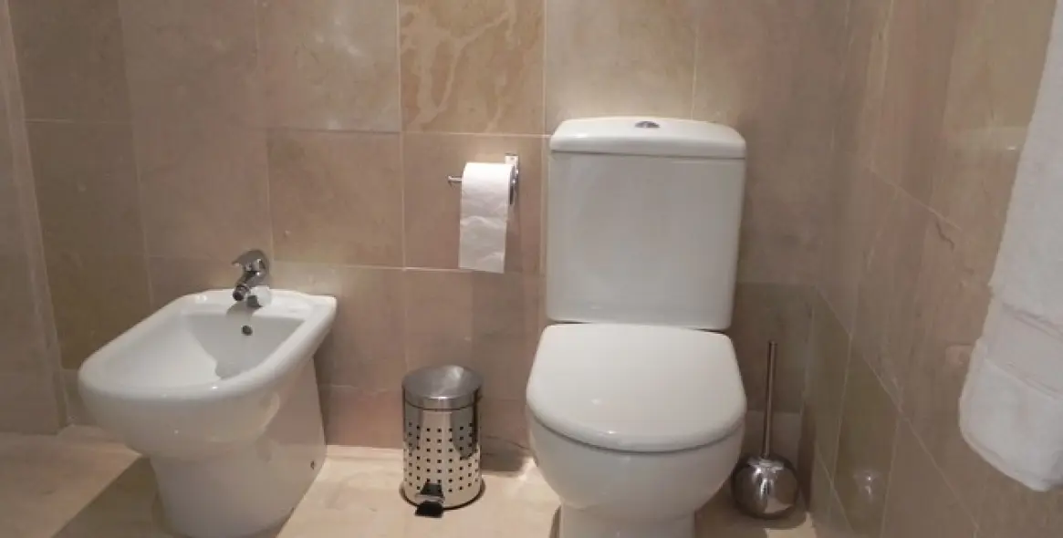 Alquiler a corto plazo de apartamento en planta baja en Nueva Andalucía 5