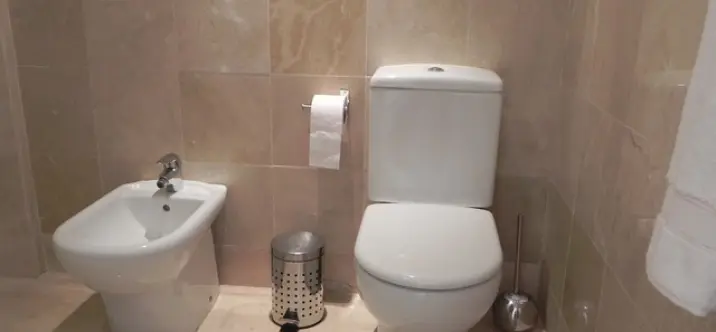 Alquiler a corto plazo de apartamento en planta baja en Nueva Andalucía 4