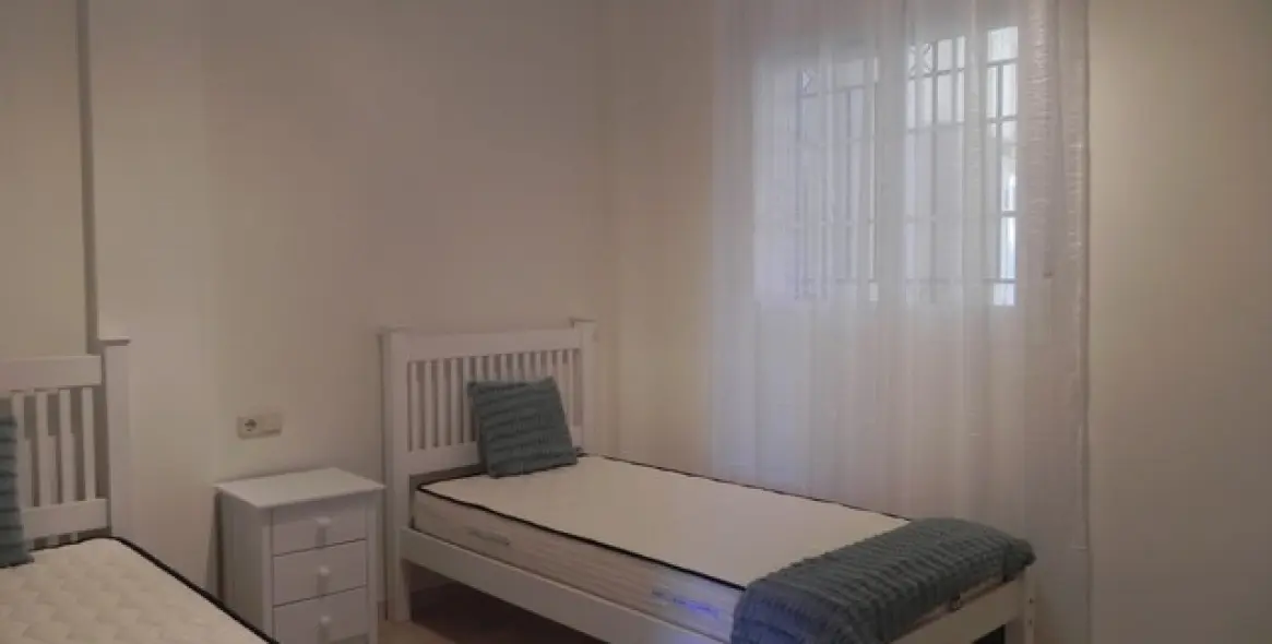 Alquiler a corto plazo de apartamento en planta baja en Nueva Andalucía 11
