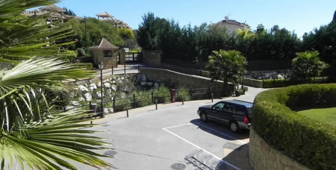 Краткосрочная аренда апартаментов на первом этаже в Nueva Andalucía 21