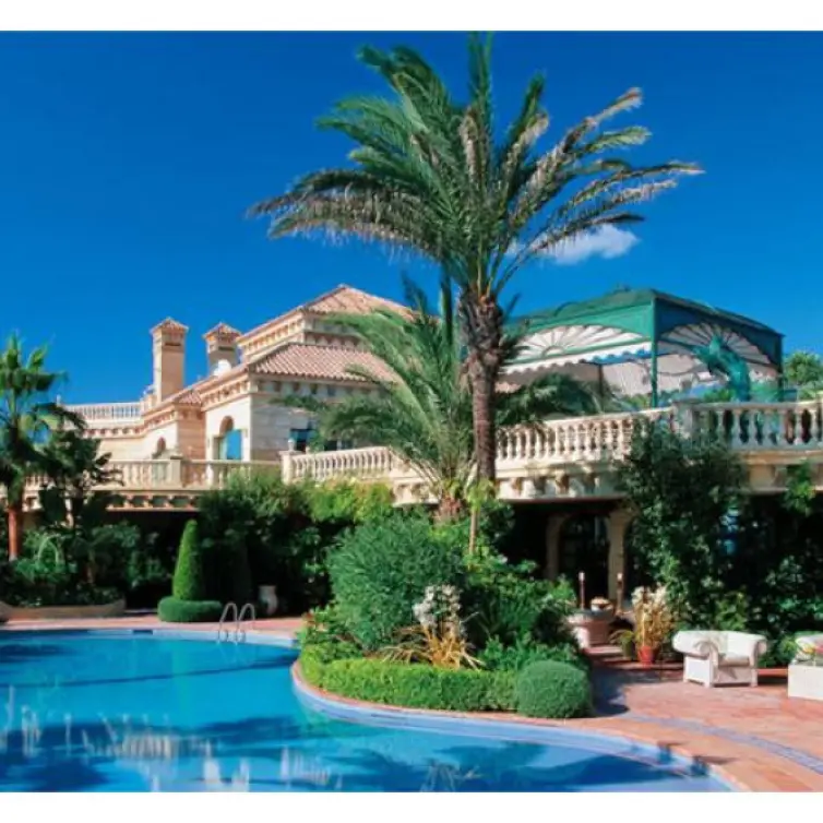 Short-term rent of detached villa in Mijas