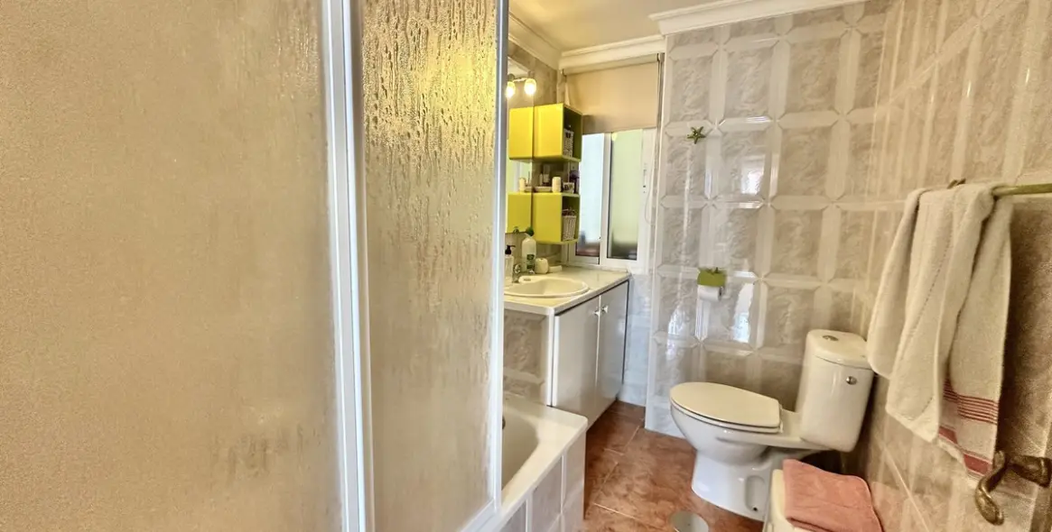 Продажа апартаментов на среднем этаже в Los Boliches 15