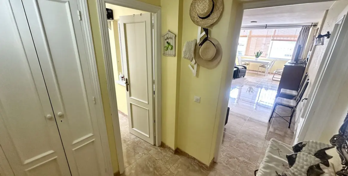 Продажа апартаментов на среднем этаже в Los Boliches 16