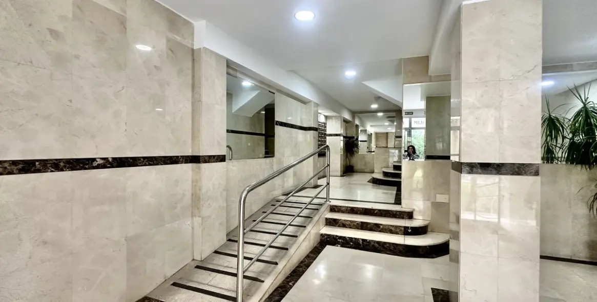 Sale of middle floor apartment in Los Boliches 23