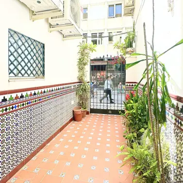 Sale of middle floor apartment in Estepona